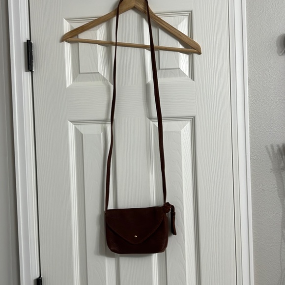 Like new Parker clay Everly crossbody purse - Picture 2 of 5